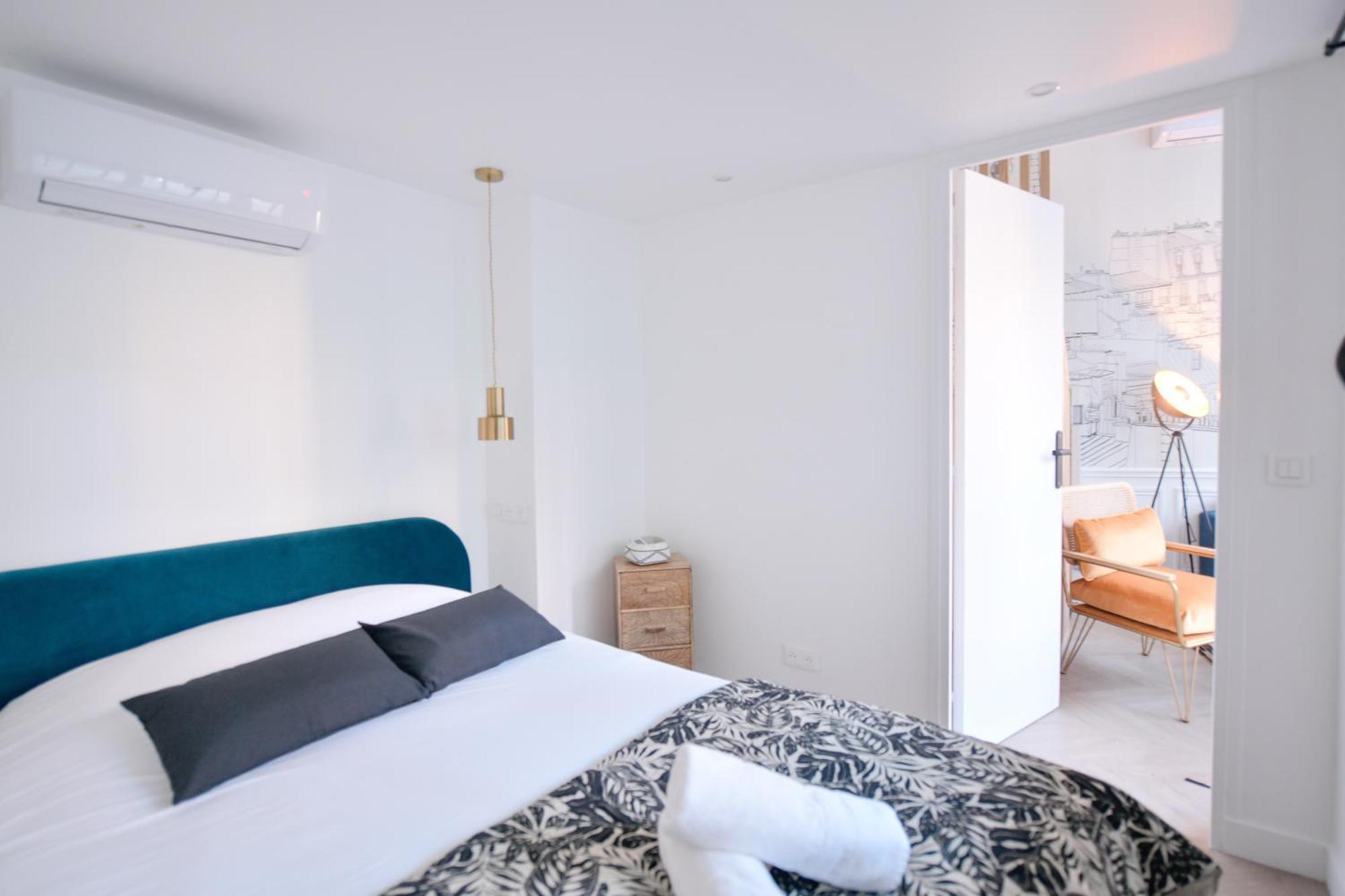 Montmartre Marvel! Designer Apartment Near Metro Paris Eksteriør bilde